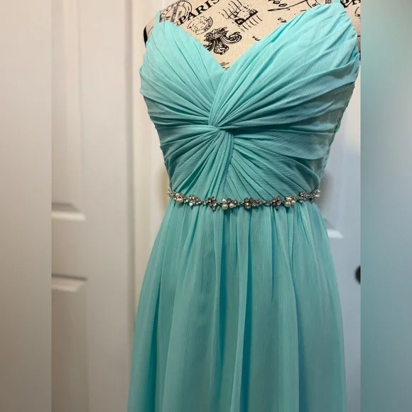 NWOT David’s Bridal Aqua with Rhinestone Belt Bridesmaid Dress - Picture 5 of 16